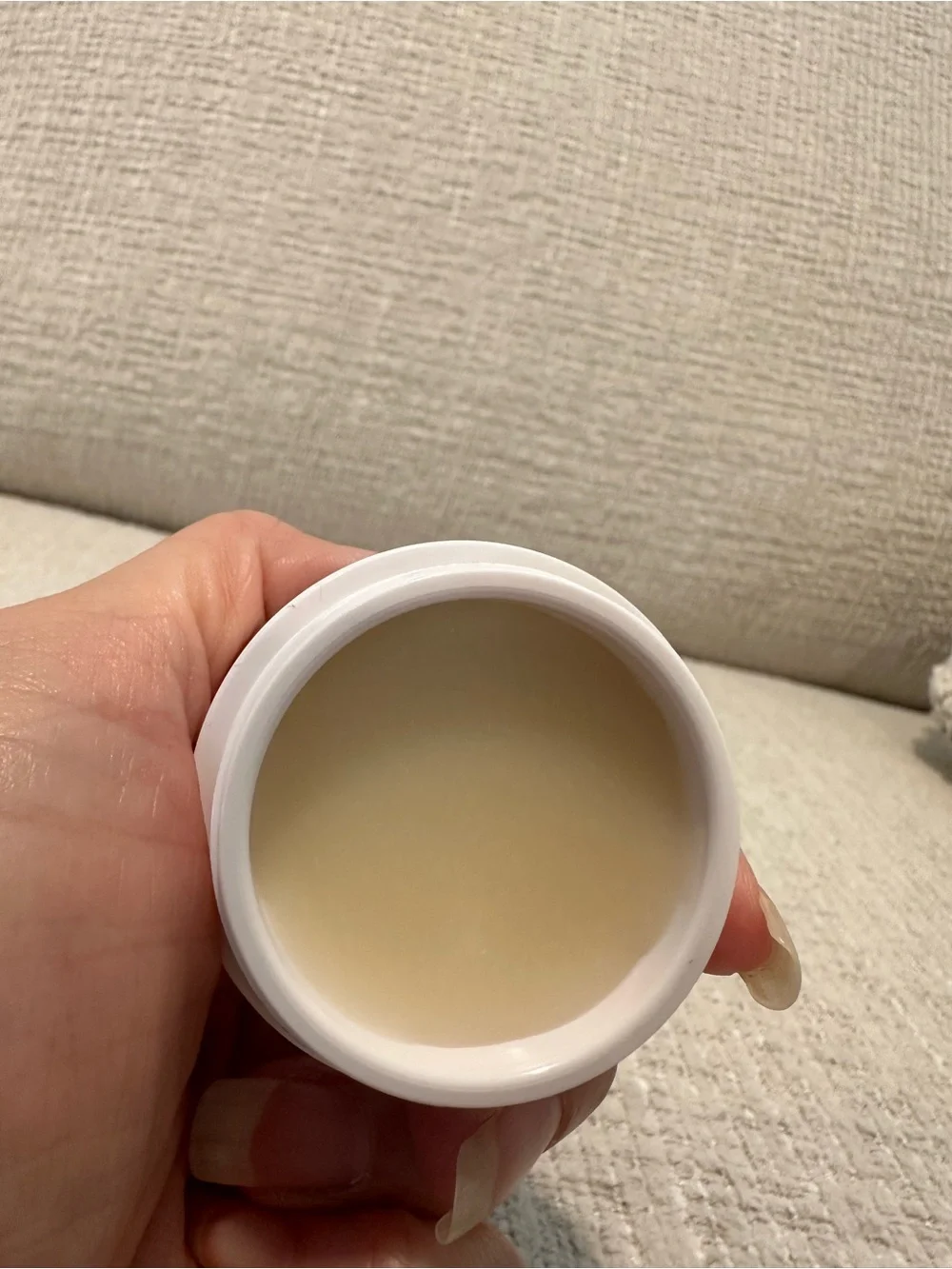 Chanel Hydra Beauty Nutrition Lip Care